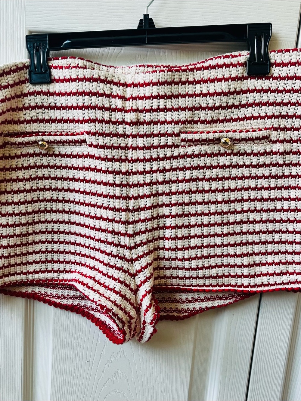 Women's H&M Red and White Knit Stripe Shorts size XL